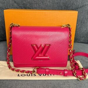 Louis Vuitton Twist PM braided chain FREESIA